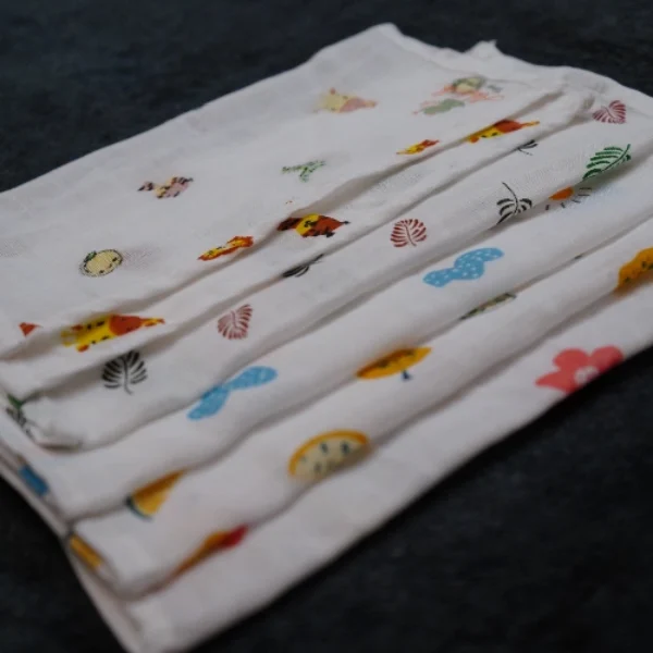 Printed 1-Layer Muslin Baby Napkins – Soft Breathable Cotton Cloth Napkins for Newborns